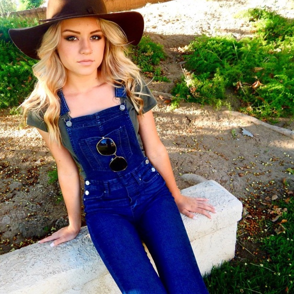 H&M overalls.